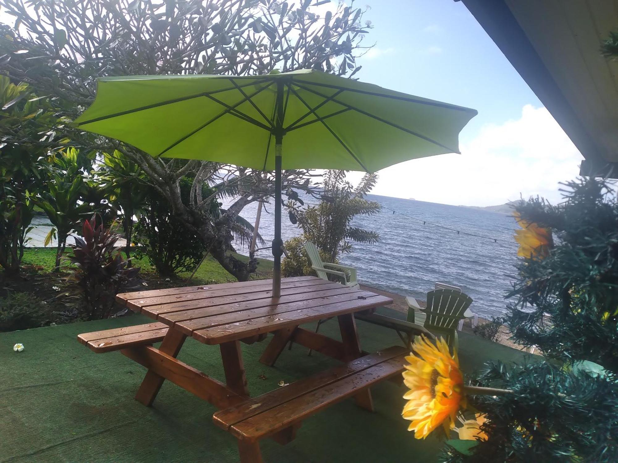 Villa De La Baie Raiatea - Bord De Mer Uturoa Exterior photo